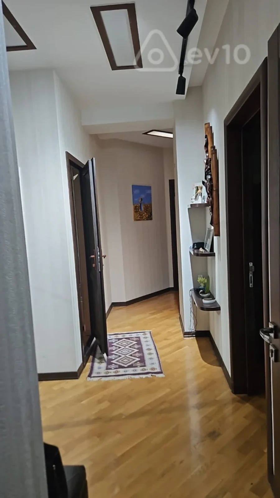 Satılır 3 otaqlı yeni tikili 93 m²