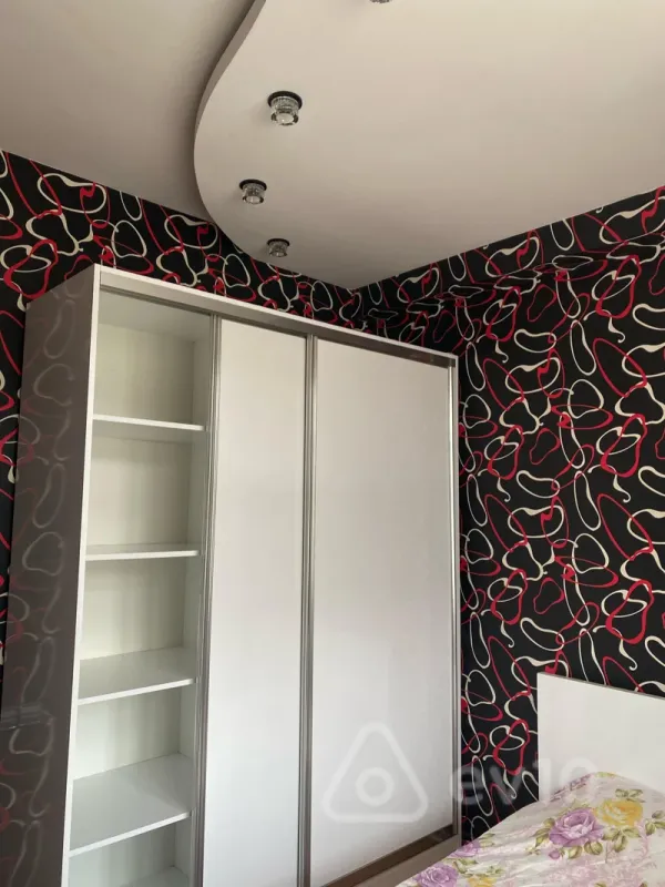Kirayə verilir 3 otaqlı yeni tikili 110 m²
