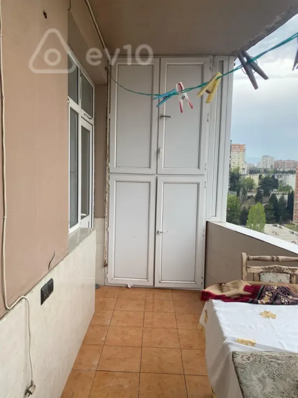 Kirayə verilir 3 otaqlı yeni tikili 110 m²
