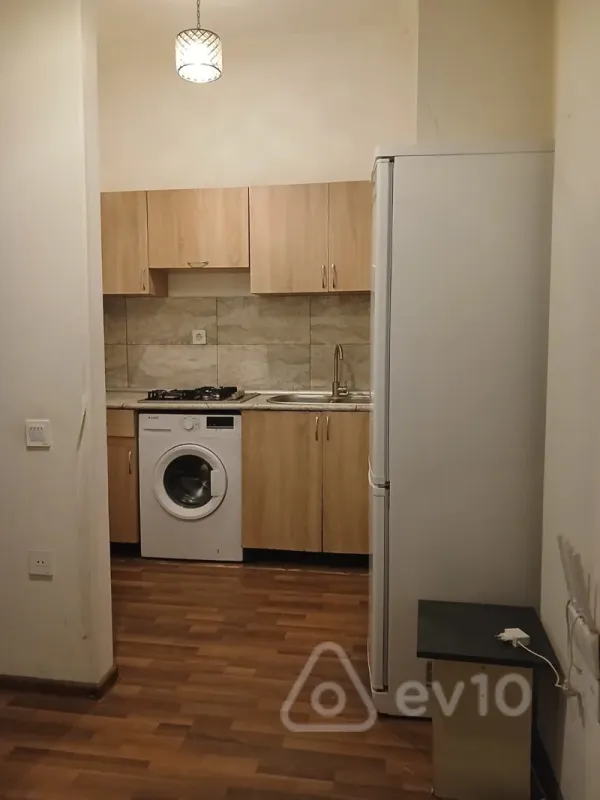 Kirayə verilir 2 otaqlı yeni tikili 60 m²