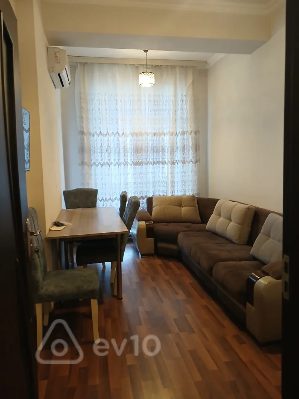 Kirayə verilir 2 otaqlı yeni tikili 60 m²