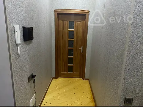 Kirayə verilir 2 otaqlı yeni tikili 70 m²