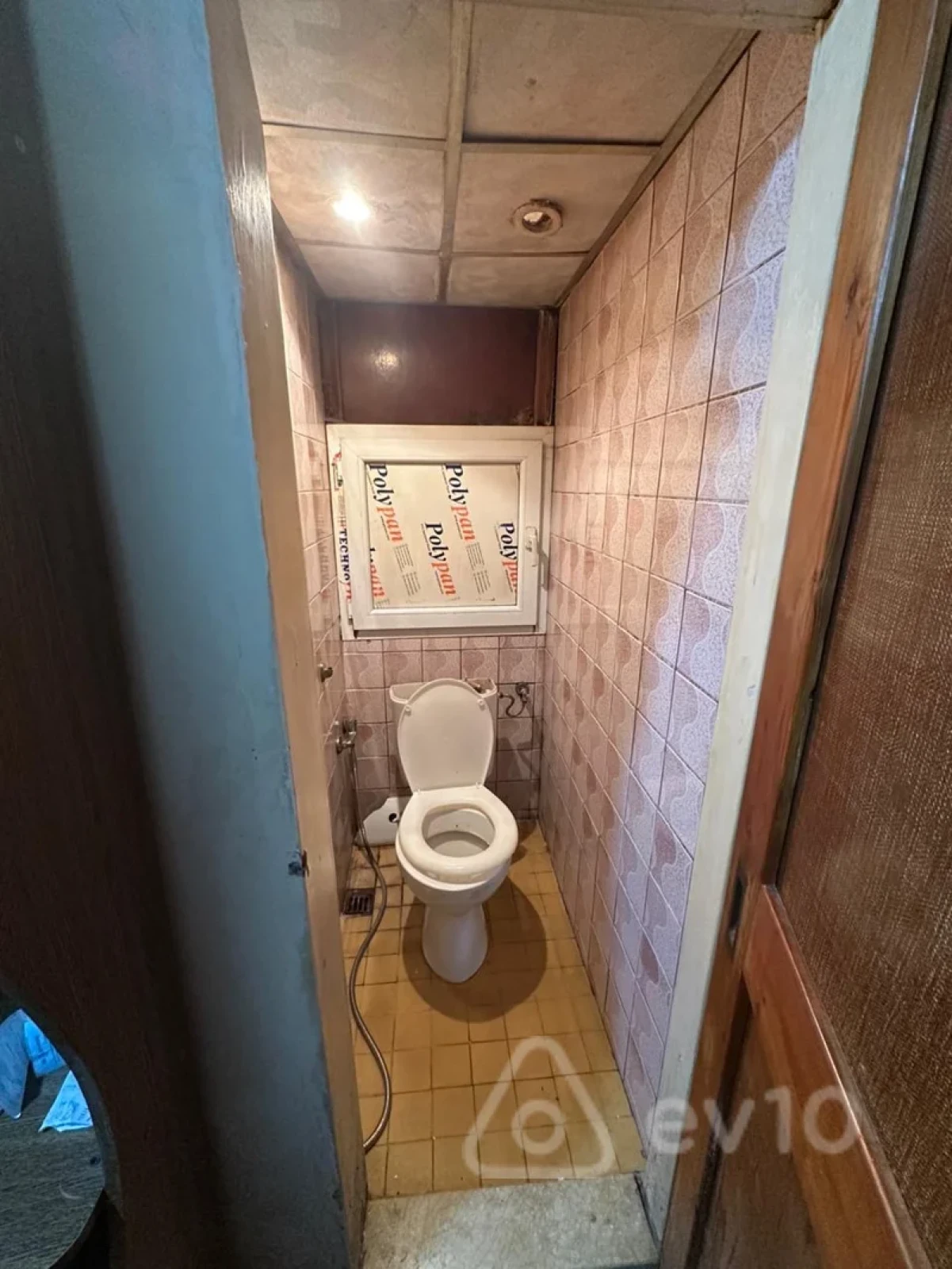 Kirayə verilir 2 otaqlı köhnə tikili 50 m²