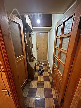 Kirayə verilir 2 otaqlı köhnə tikili 50 m²