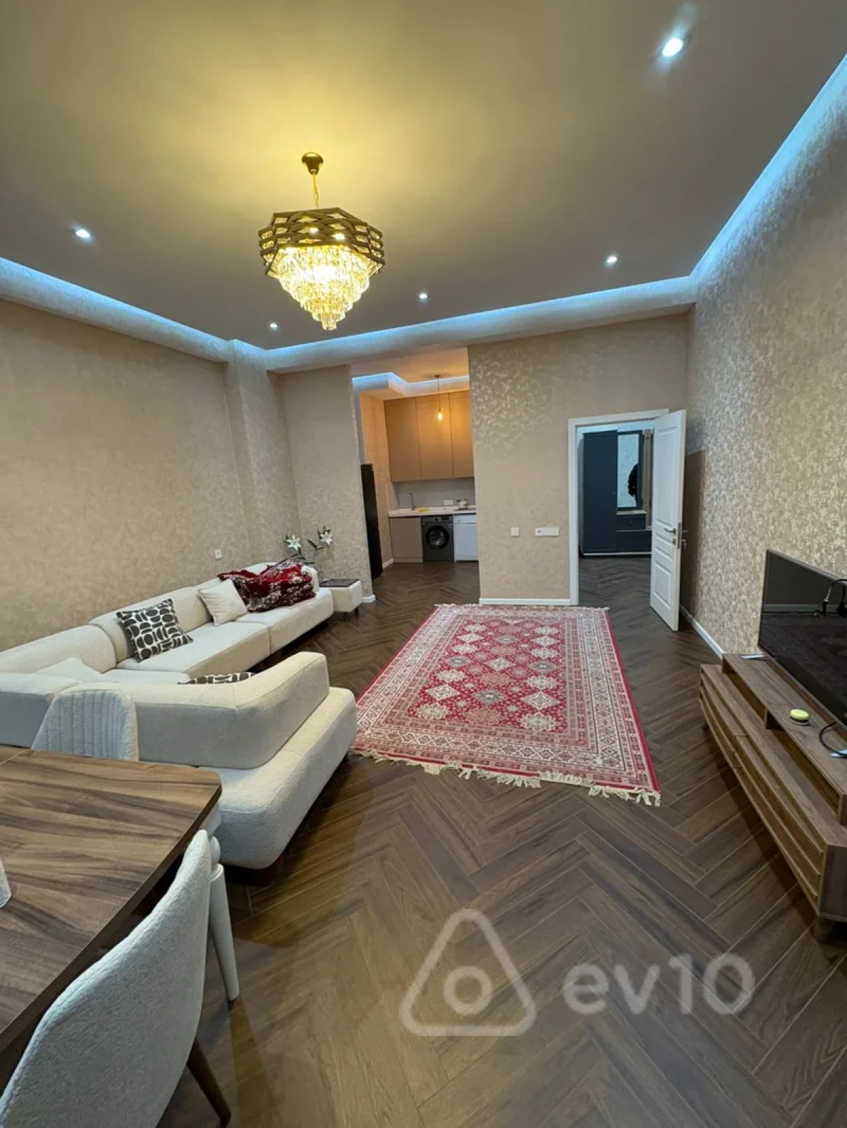 Satılır 2 otaqlı yeni tikili 90 m²