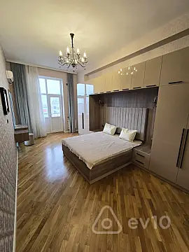 Kirayə verilir 3 otaqlı yeni tikili 130 m² — Bakı, Nərimanov 3 otaq 130.00 m²