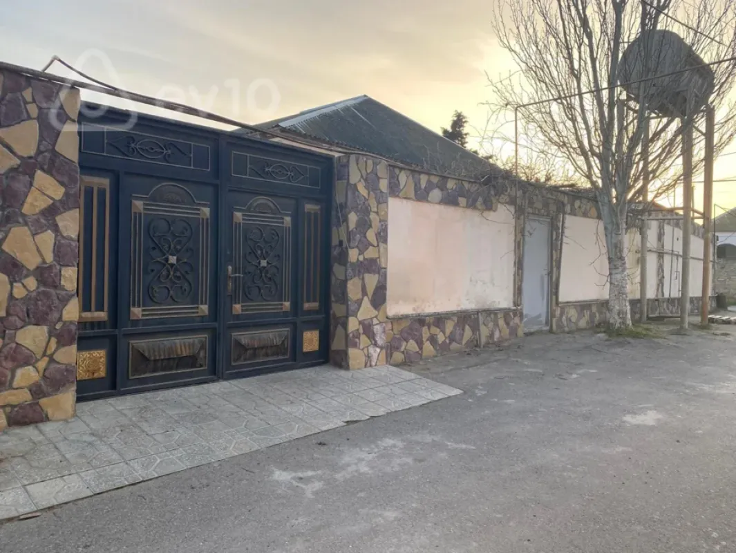 Kirayə verilir 4 otaqlı həyət evi 150 m²