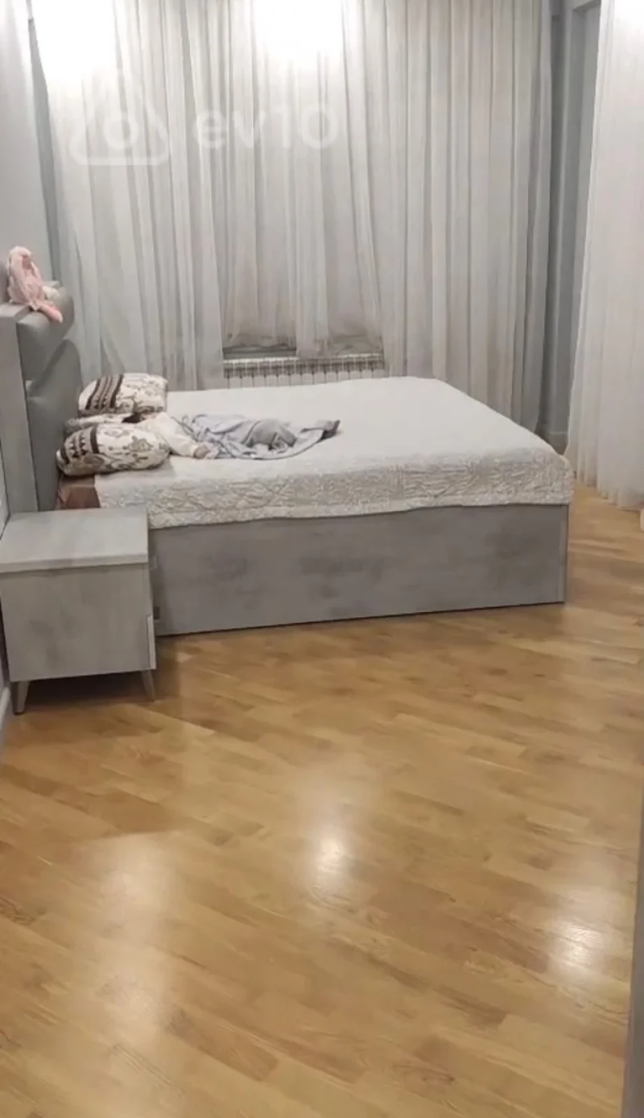 Kirayə verilir 3 otaqlı yeni tikili 141 m²