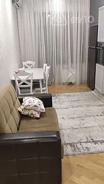 Kirayə verilir 3 otaqlı yeni tikili 141 m²