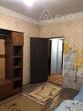 Kirayə verilir 3 otaqlı köhnə tikili 80 m²