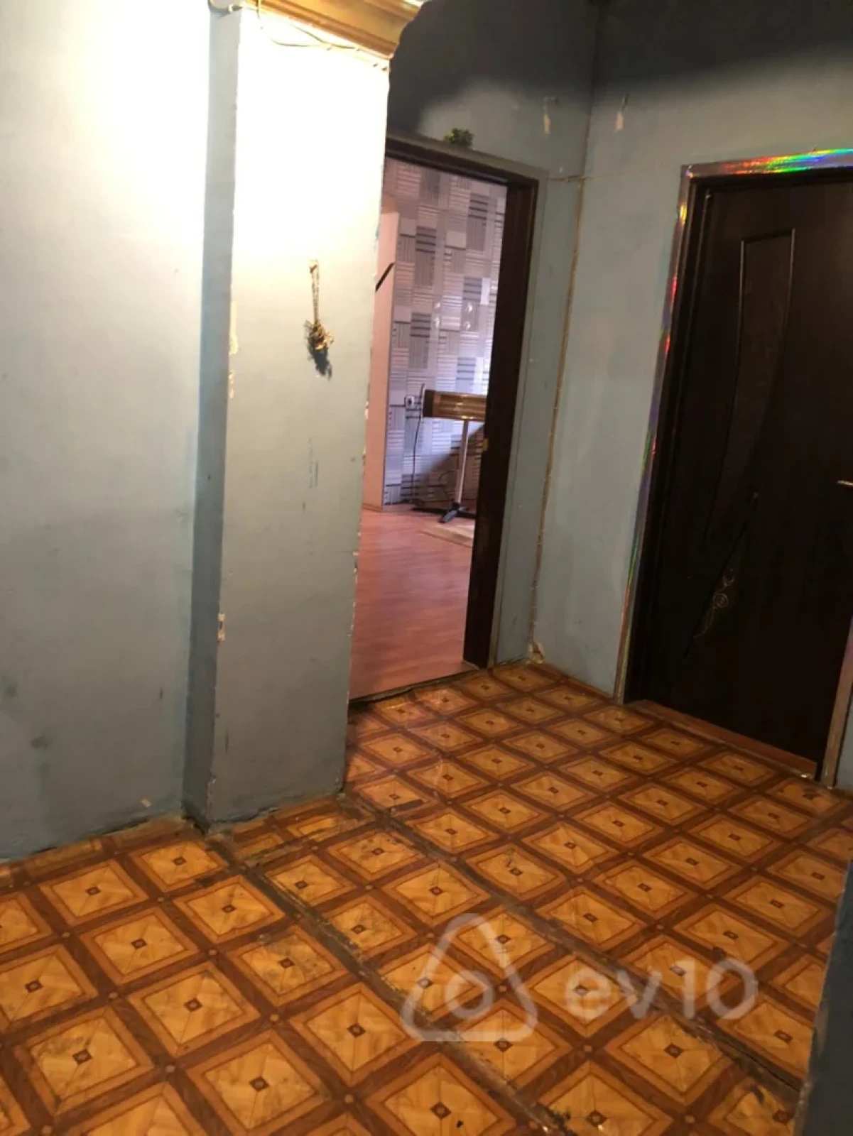Kirayə verilir 3 otaqlı köhnə tikili 80 m²