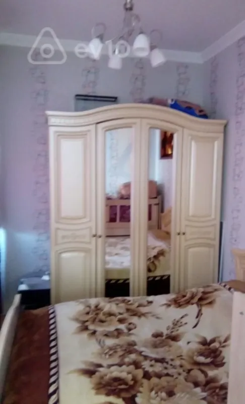 Kirayə verilir 2 otaqlı yeni tikili 42 m²