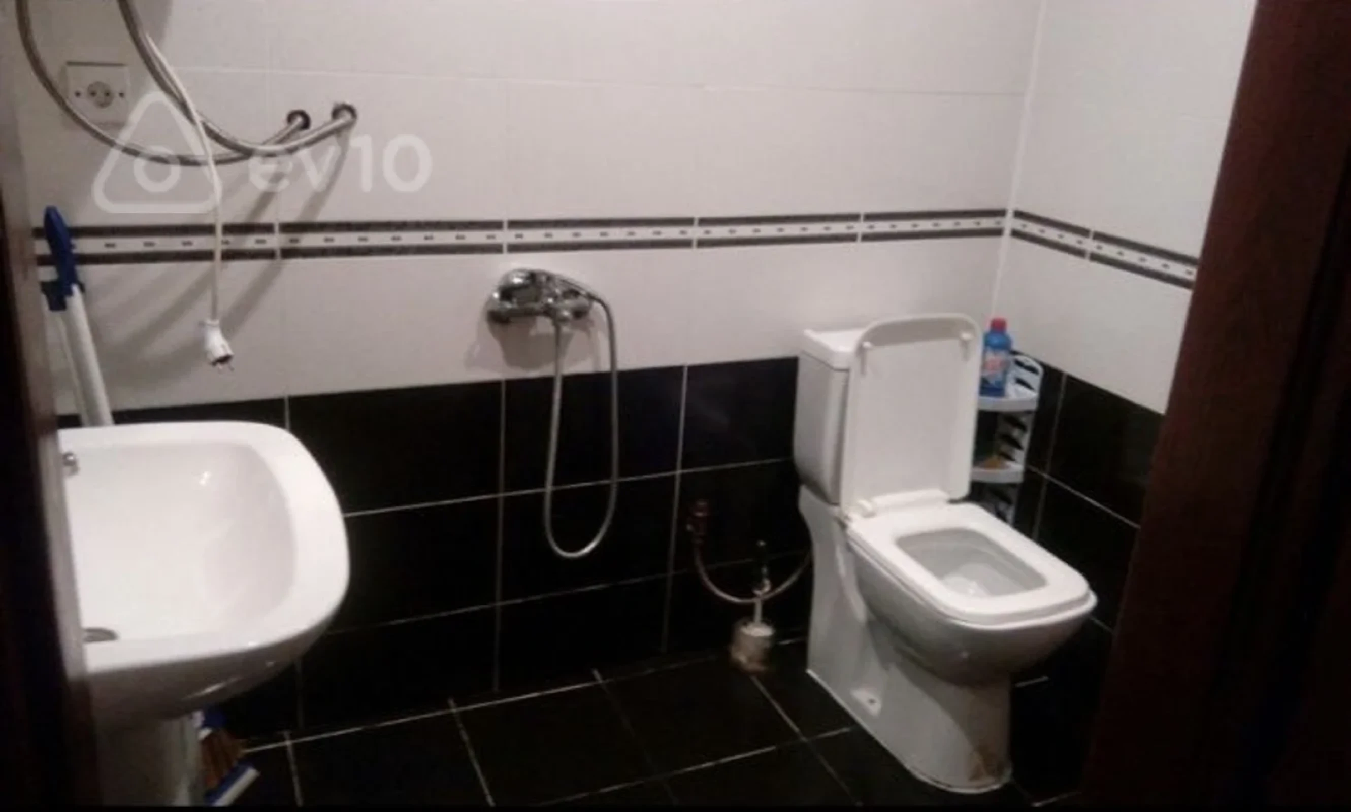 Kirayə verilir 2 otaqlı yeni tikili 42 m²