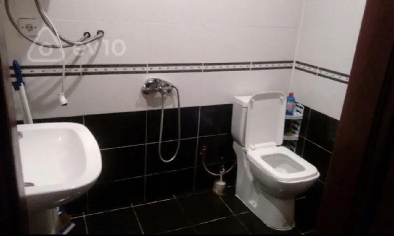 Kirayə verilir 2 otaqlı yeni tikili 42 m²