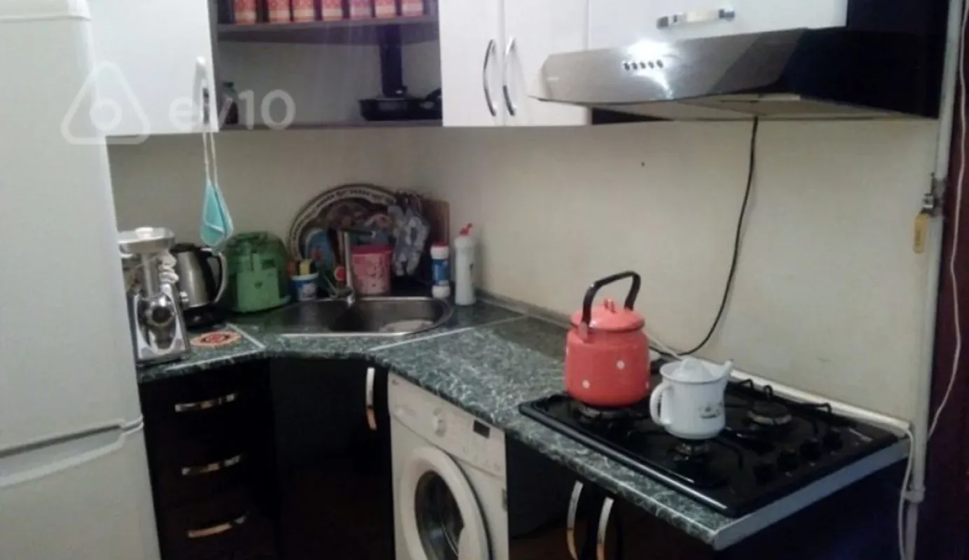 Kirayə verilir 2 otaqlı yeni tikili 42 m²