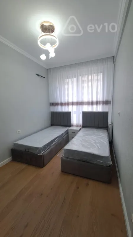 Kirayə verilir 3 otaqlı yeni tikili 90 m²