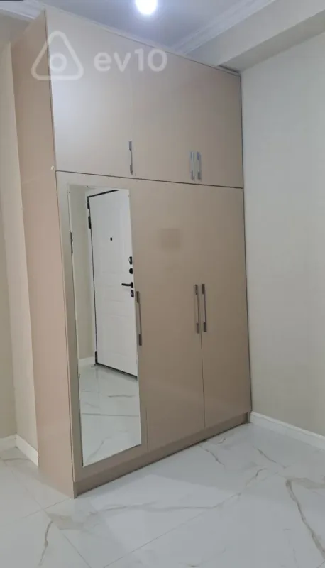 Kirayə verilir 3 otaqlı yeni tikili 90 m²