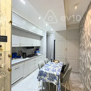 Kirayə verilir 3 otaqlı yeni tikili 107 m²