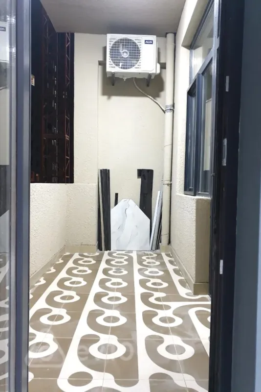 Kirayə verilir 3 otaqlı yeni tikili 141 m²