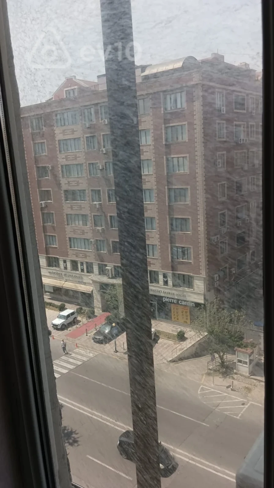 Kirayə verilir 3 otaqlı köhnə tikili 80 m²