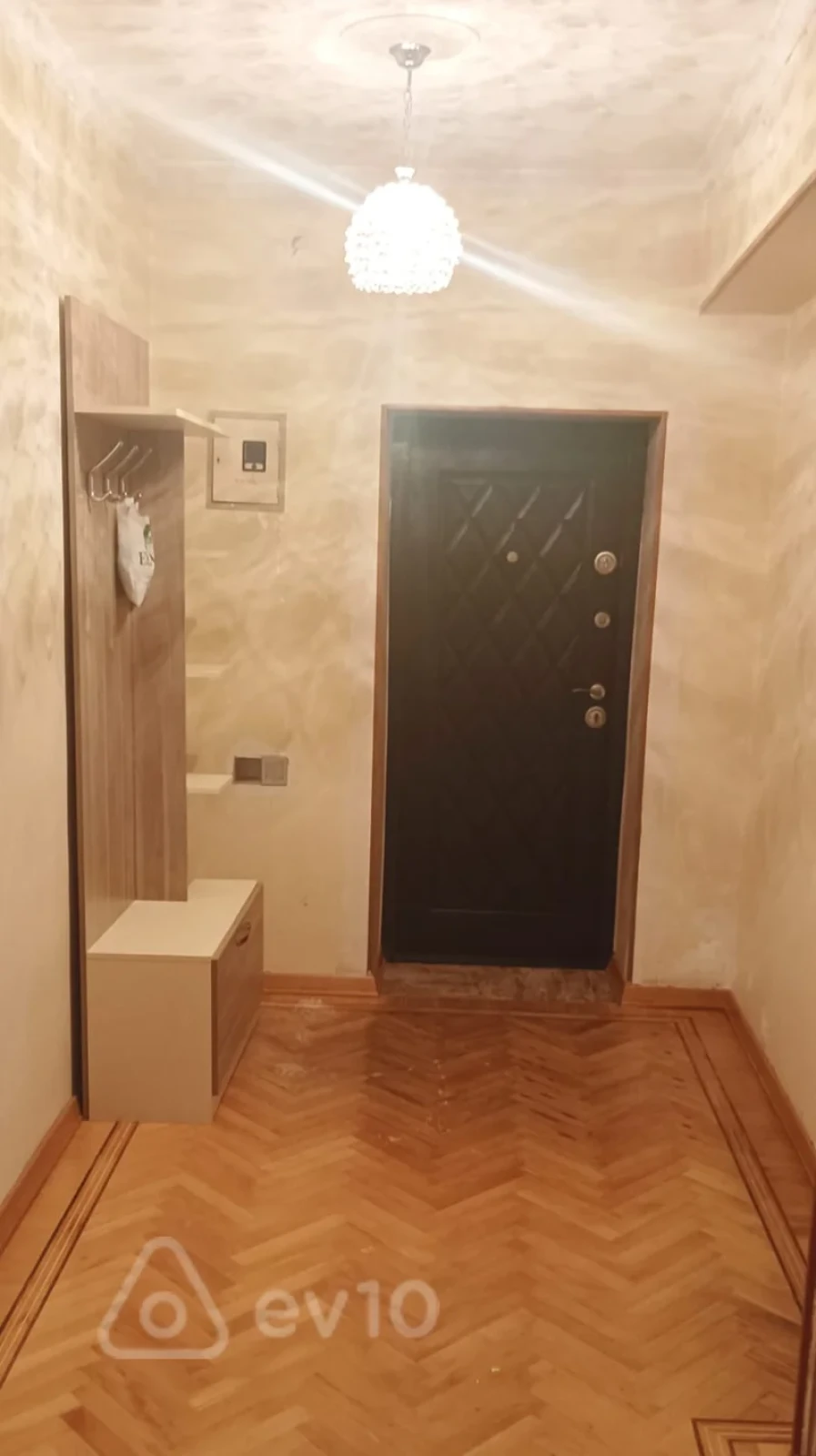 Kirayə verilir 3 otaqlı köhnə tikili 80 m²