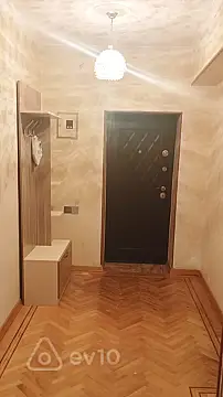 Kirayə verilir 3 otaqlı köhnə tikili 80 m²
