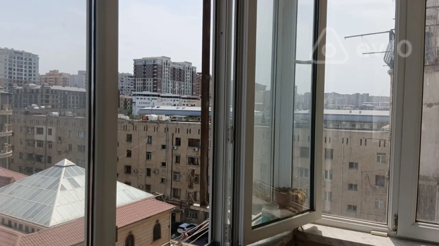 Kirayə verilir 3 otaqlı köhnə tikili 80 m²