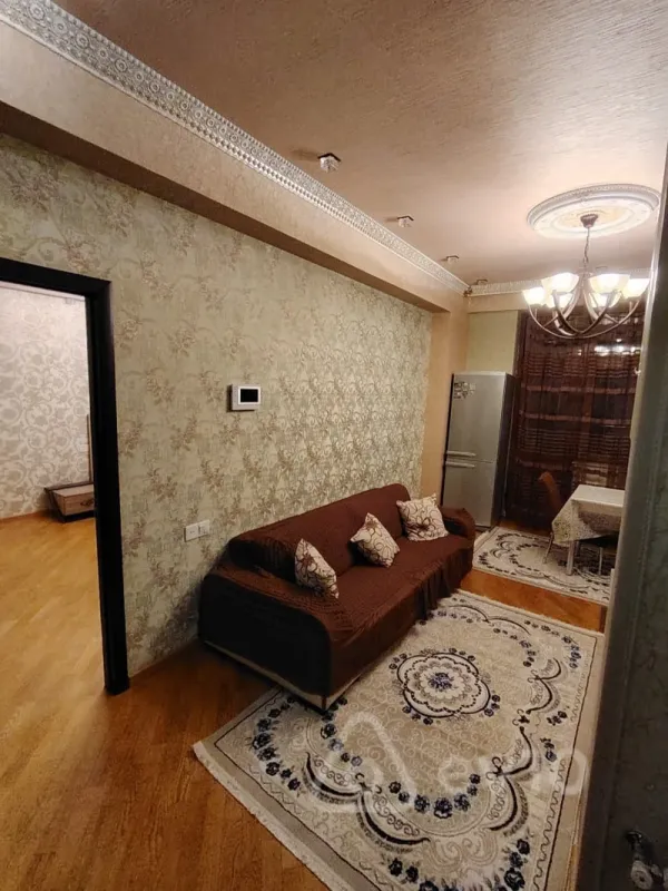 Kirayə verilir 2 otaqlı yeni tikili 90 m²