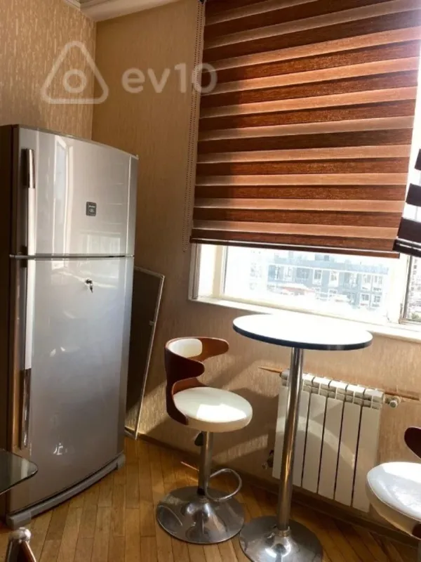 Kirayə verilir 2 otaqlı yeni tikili 100 m²