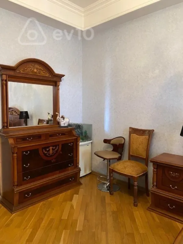 Kirayə verilir 2 otaqlı yeni tikili 100 m²