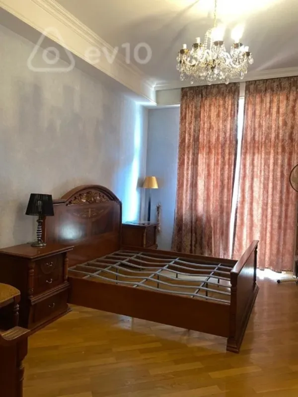 Kirayə verilir 2 otaqlı yeni tikili 100 m²