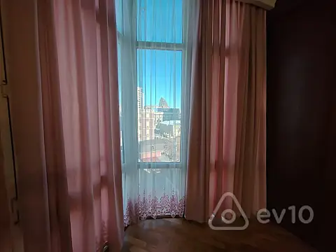 Kirayə verilir 2 otaqlı yeni tikili 60 m²