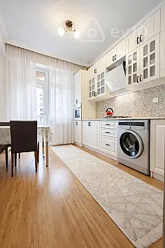 Satılır 3 otaqlı yeni tikili 95 m²