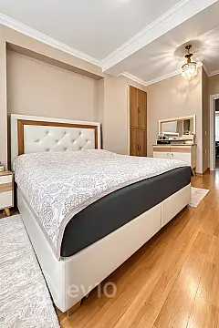 Satılır 3 otaqlı yeni tikili 95 m²