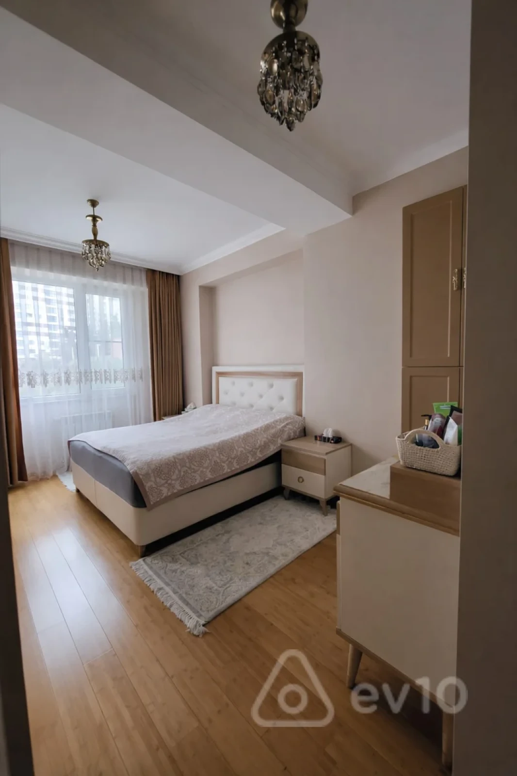Satılır 3 otaqlı yeni tikili 95 m²