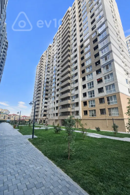 Satılır 3 otaqlı yeni tikili 95 m²