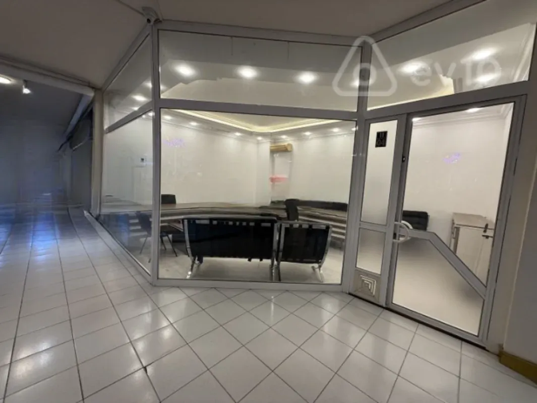 Kirayə verilir 1 otaqlı ofis 30 m²