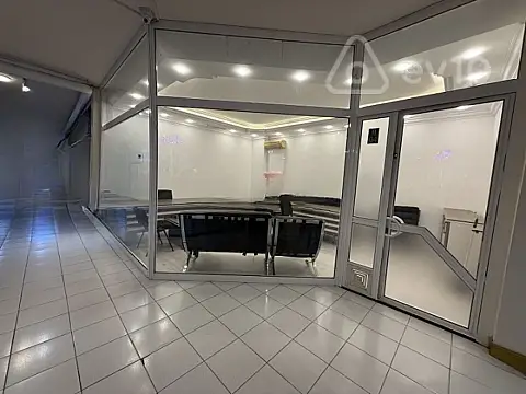 Kirayə verilir 1 otaqlı ofis 30 m²