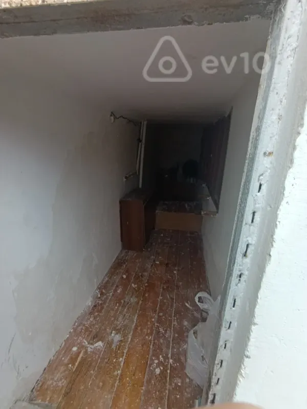 Kirayə verilir mənzil 8 m²