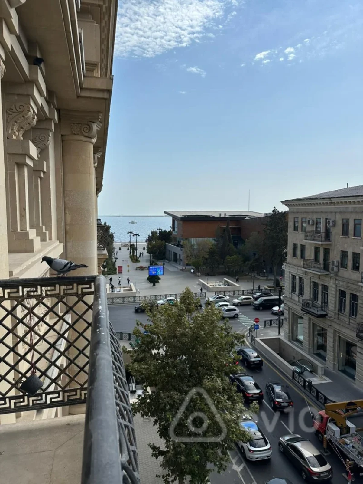 Kirayə verilir 3 otaqlı köhnə tikili 150 m²