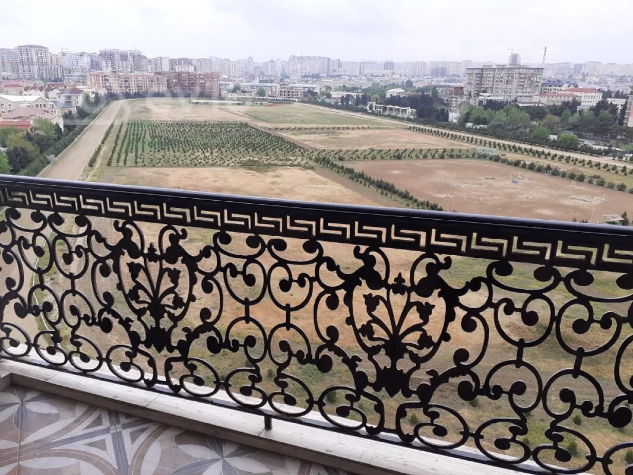 Kirayə verilir 2 otaqlı yeni tikili 75 m²