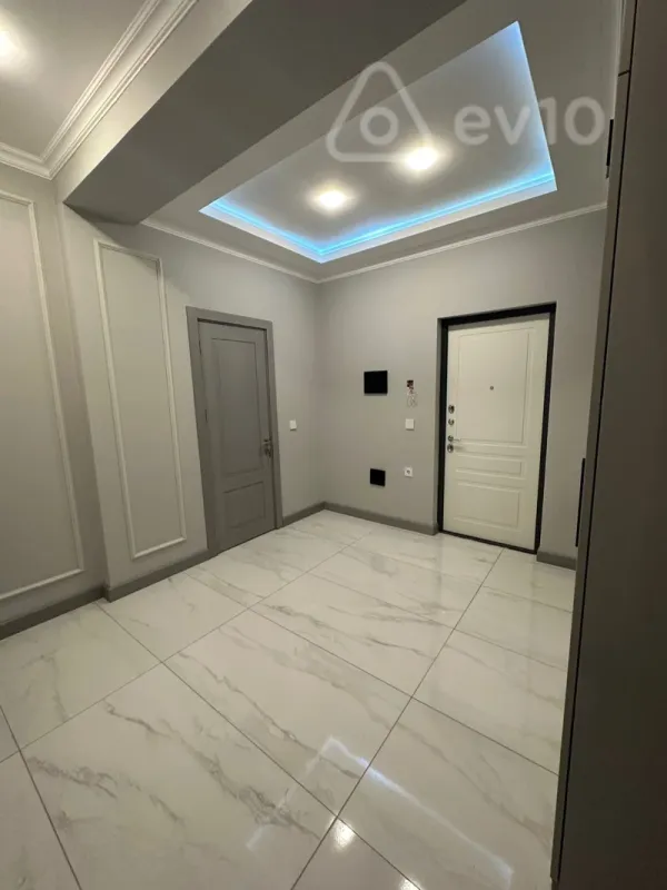 Kirayə verilir 2 otaqlı yeni tikili 68 m²