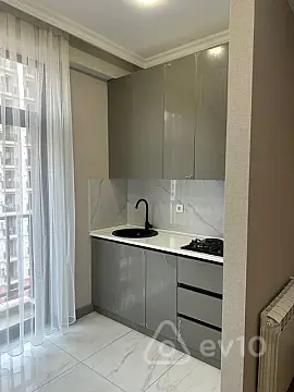 Kirayə verilir 2 otaqlı yeni tikili 68 m²