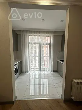 Kirayə verilir 2 otaqlı yeni tikili 68 m²