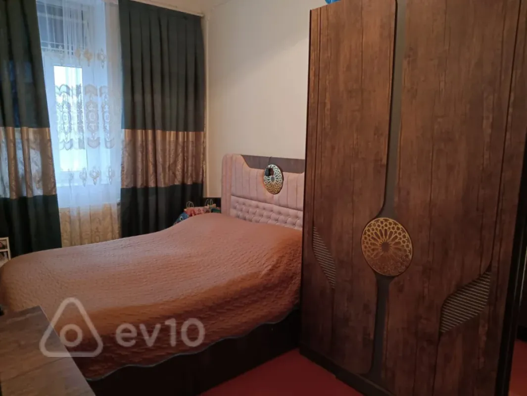 Kirayə verilir 2 otaqlı köhnə tikili 40 m²