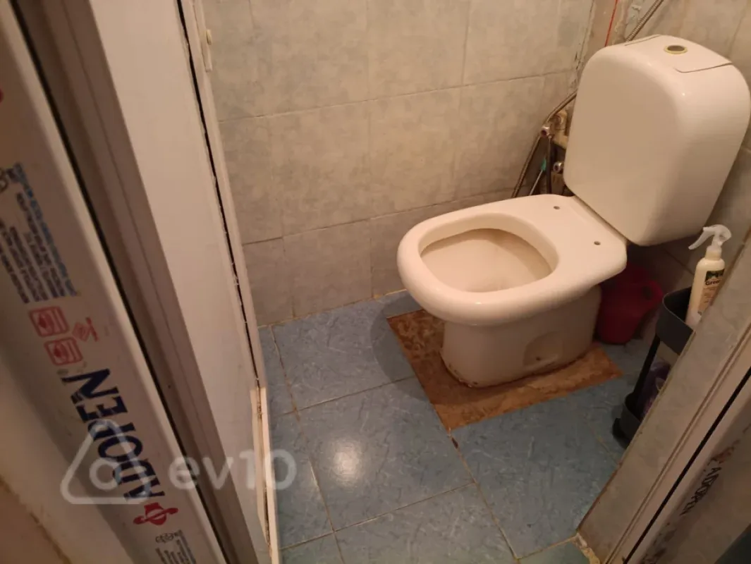Kirayə verilir 2 otaqlı köhnə tikili 40 m²