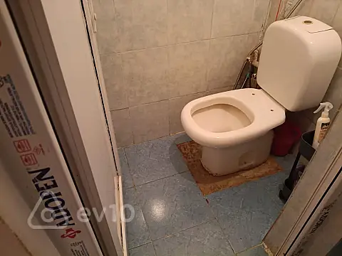 Kirayə verilir 2 otaqlı köhnə tikili 40 m²