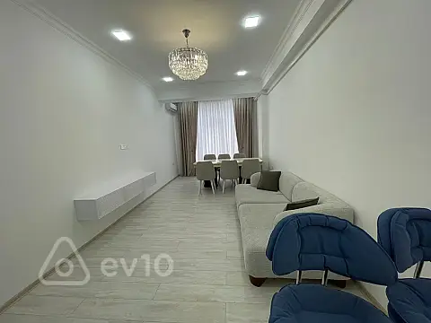 Kirayə verilir 2 otaqlı yeni tikili 70 m²