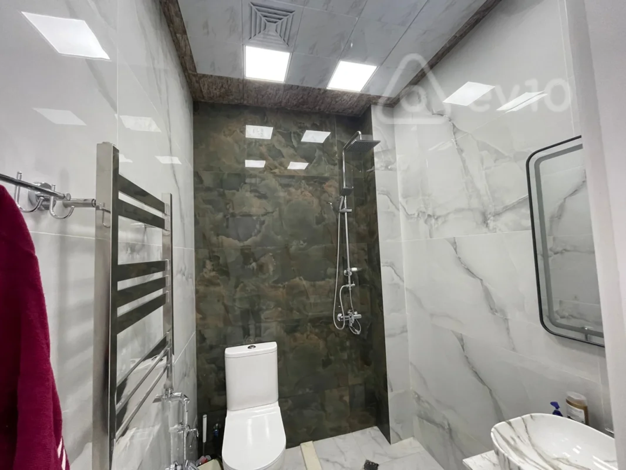 Kirayə verilir 2 otaqlı yeni tikili 70 m²