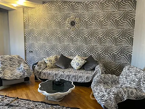 Kirayə verilir 3 otaqlı yeni tikili 121 m²